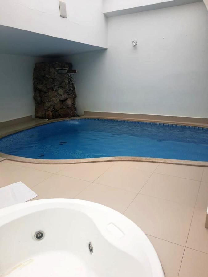 Ilha De Capri Love hotel *